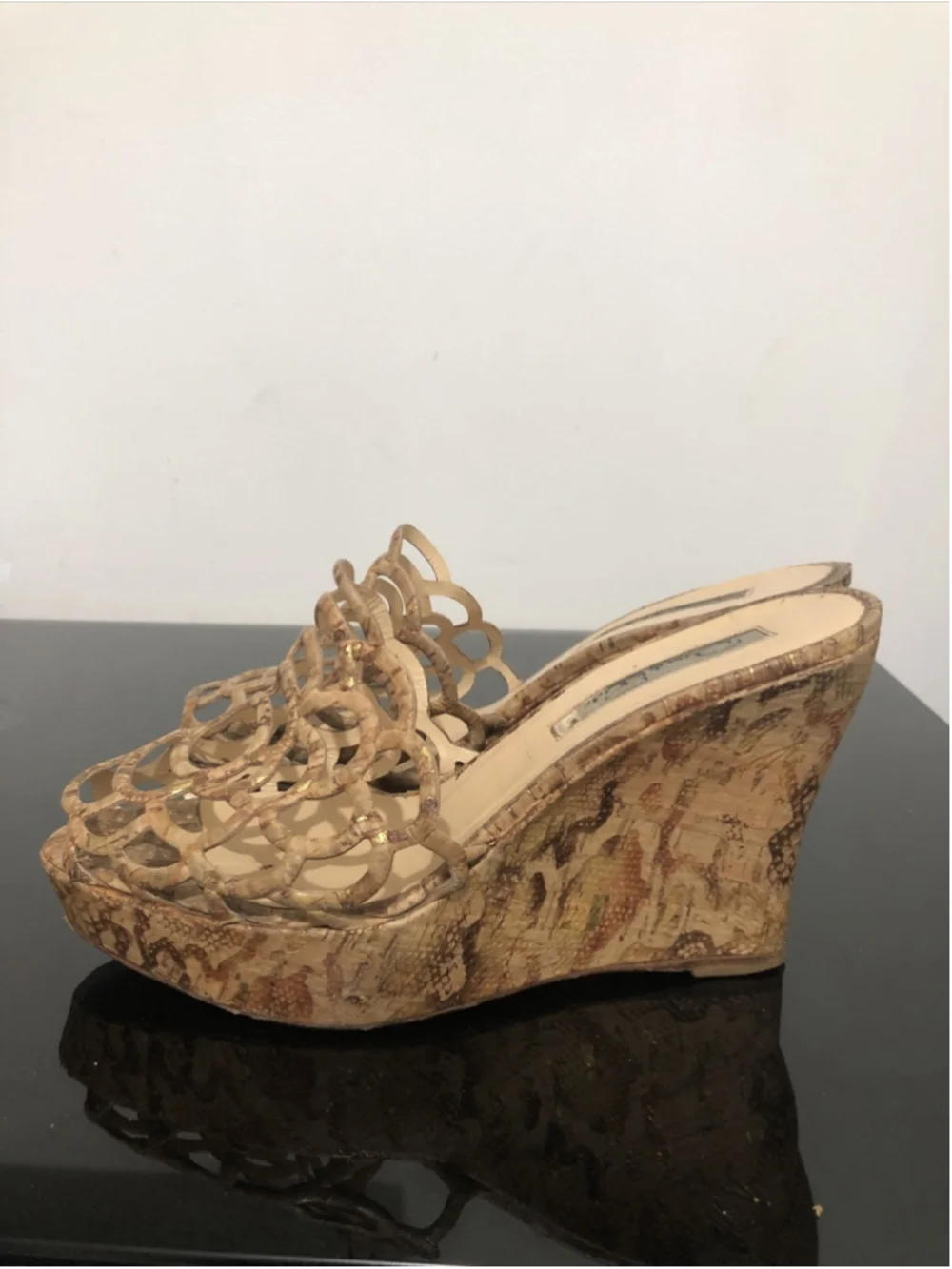 oscar de la renta cork wedges 36/6